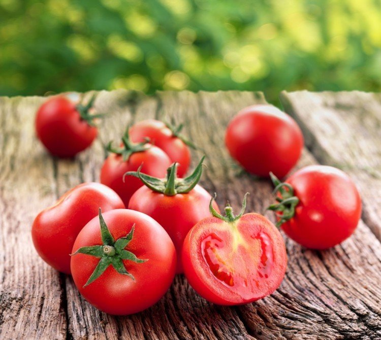 tomatoes and rainbow eating