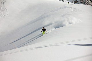 Heli Snowboarding Switzerland 