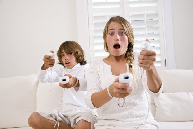 children playing video games