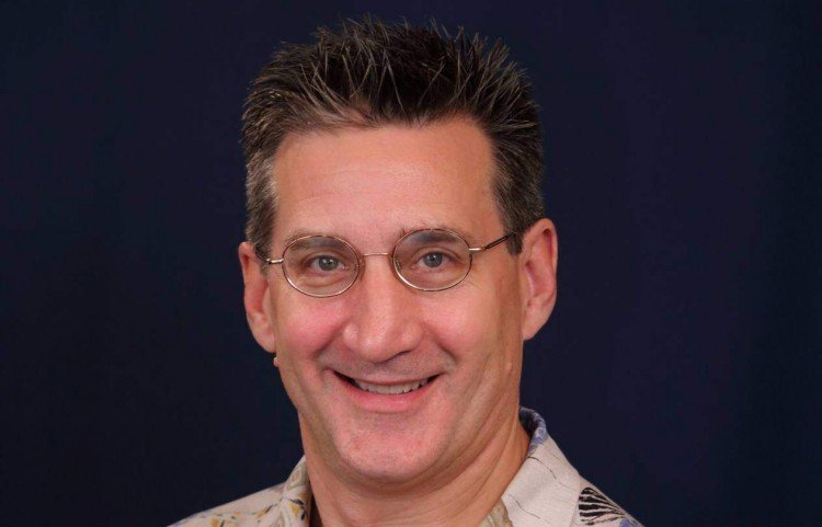 Dr Bradley Willcox