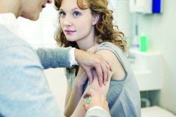 teen vaccinated HPV