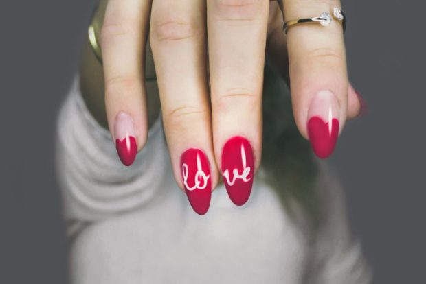 long nails | Longevity LIVE